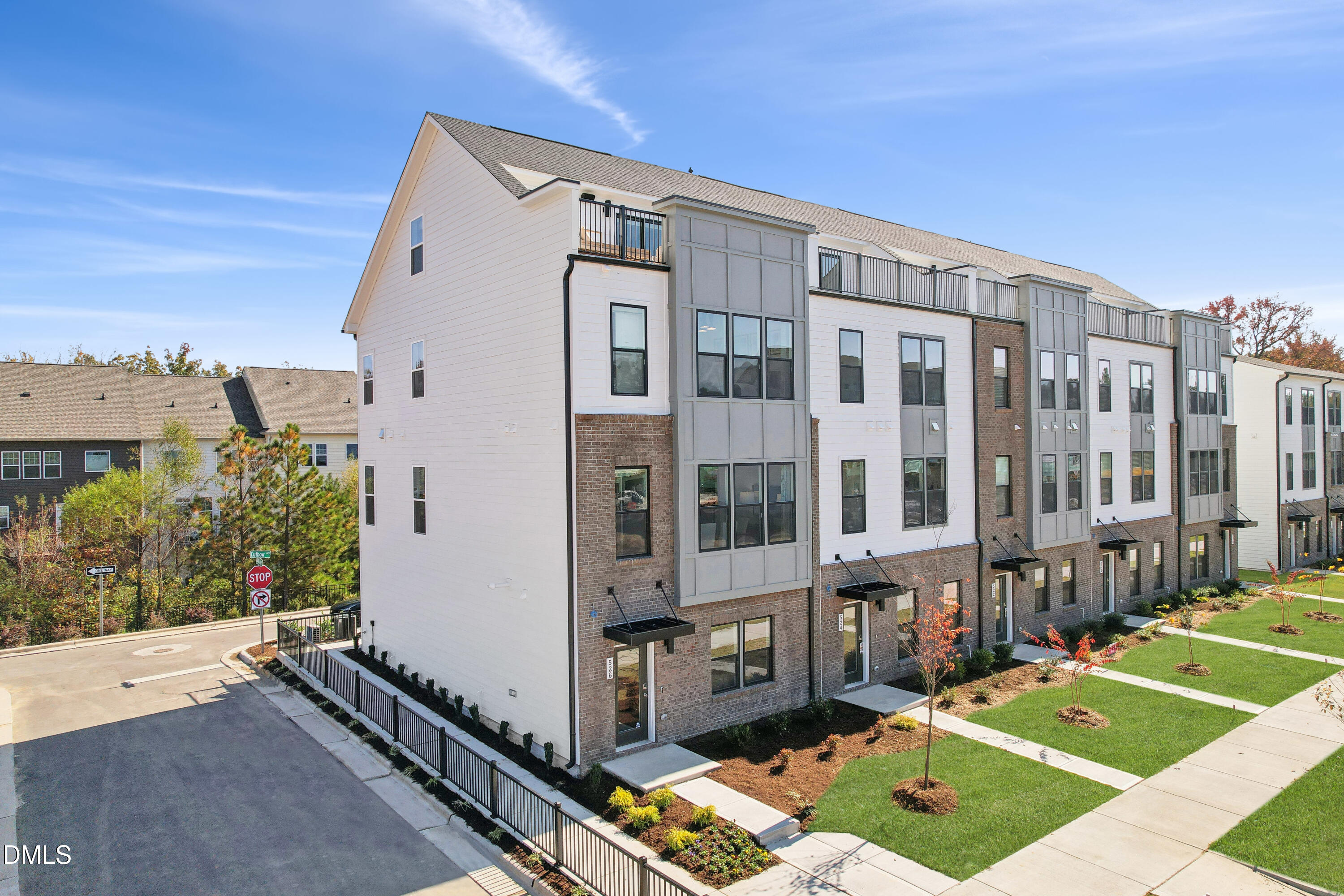 2718 Kempthorne Road Cary, NC 27519 - Photo 2 of 36 2