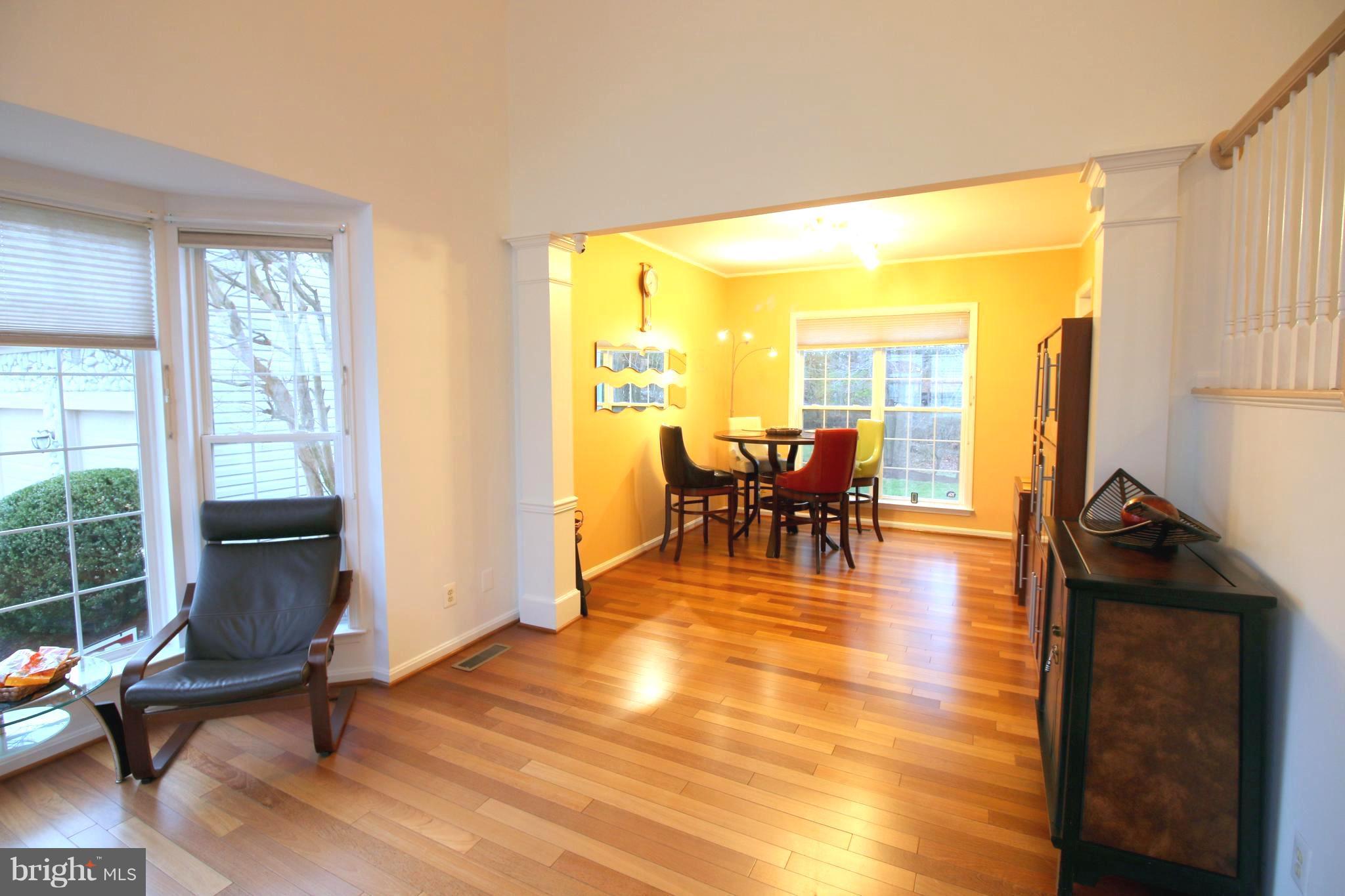 12493 Fox View Way Reston, VA 20191 - Photo 3 of 30 Dining Room