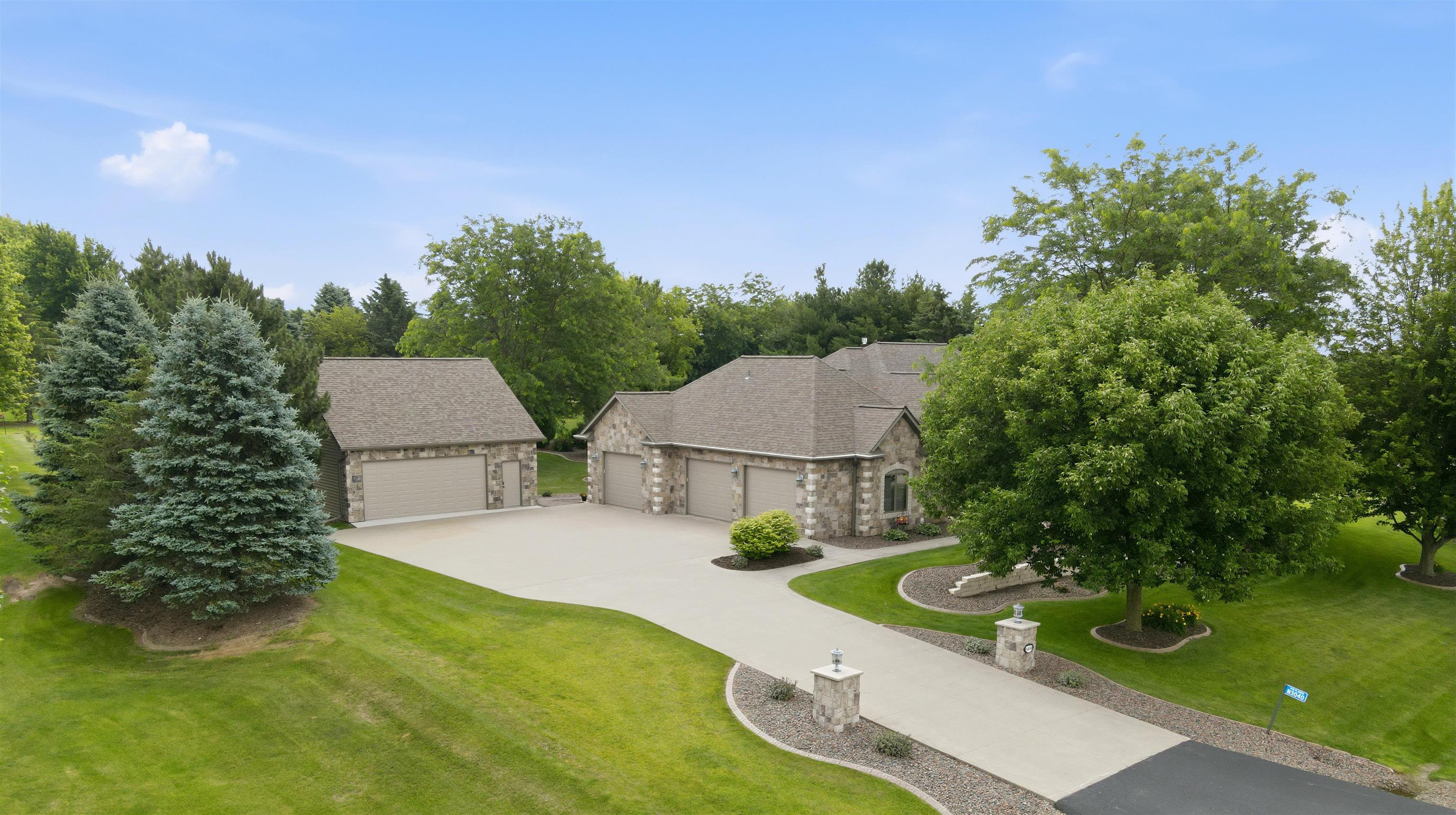 N3040 Steeple Drive Appleton, WI 54913 - Photo 2 of 69