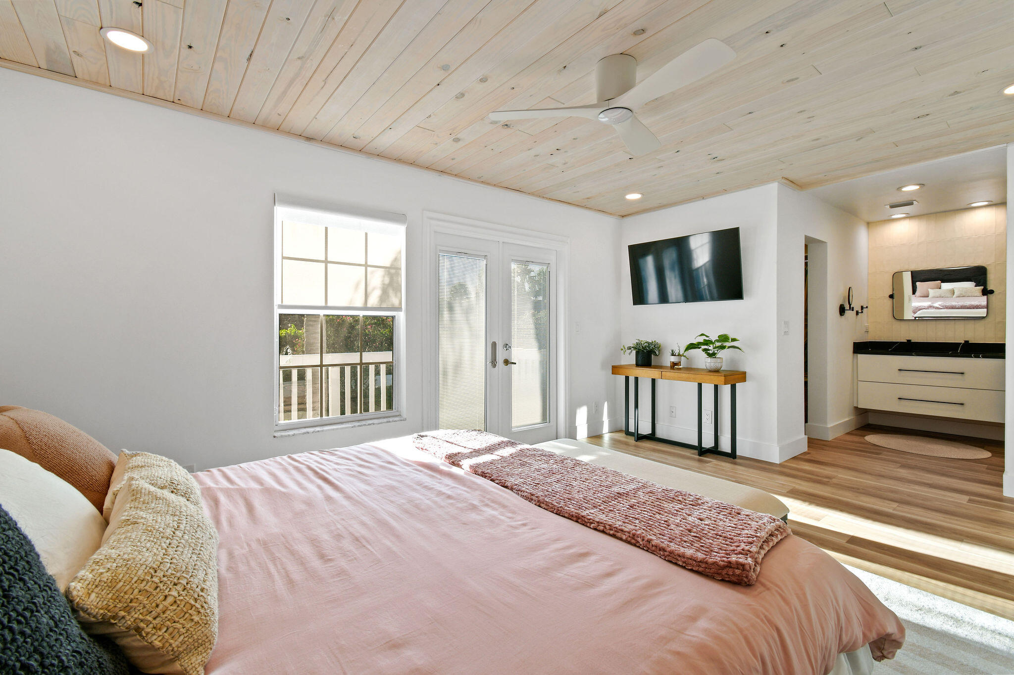 1102 Ocean Dunes Circle Jupiter, FL 33477 - Photo 22 of 50 1102OceanDunesCIr_31