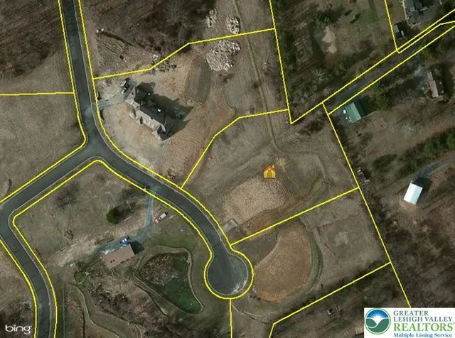 $495,000 | 2212 South Melrose Lane, Bethlehem, PA 18015