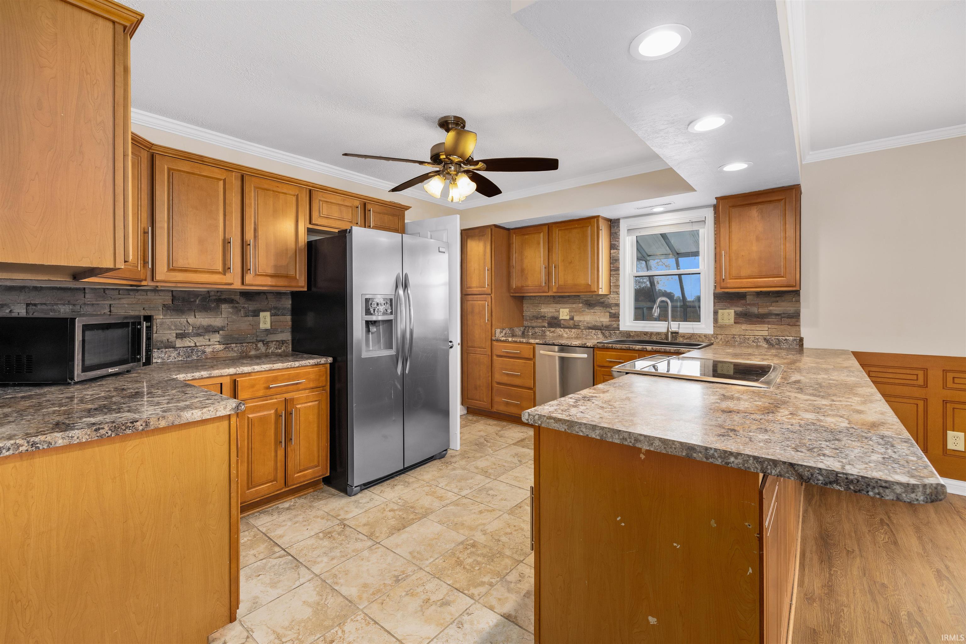 14629 Lake Center Road Fort Wayne, IN 46818 - Photo 14 of 30