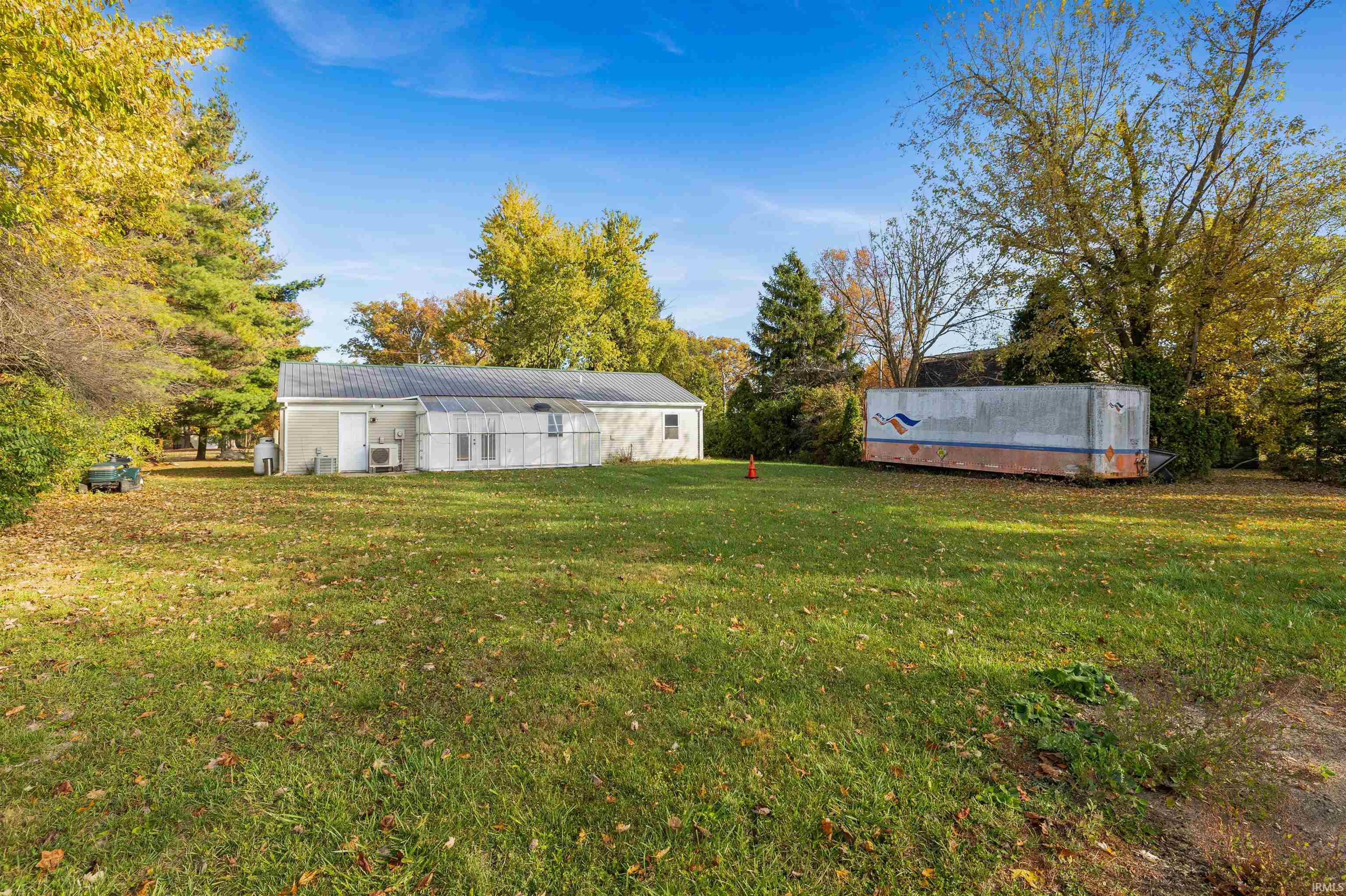 14629 Lake Center Road Fort Wayne, IN 46818 - Photo 7 of 30