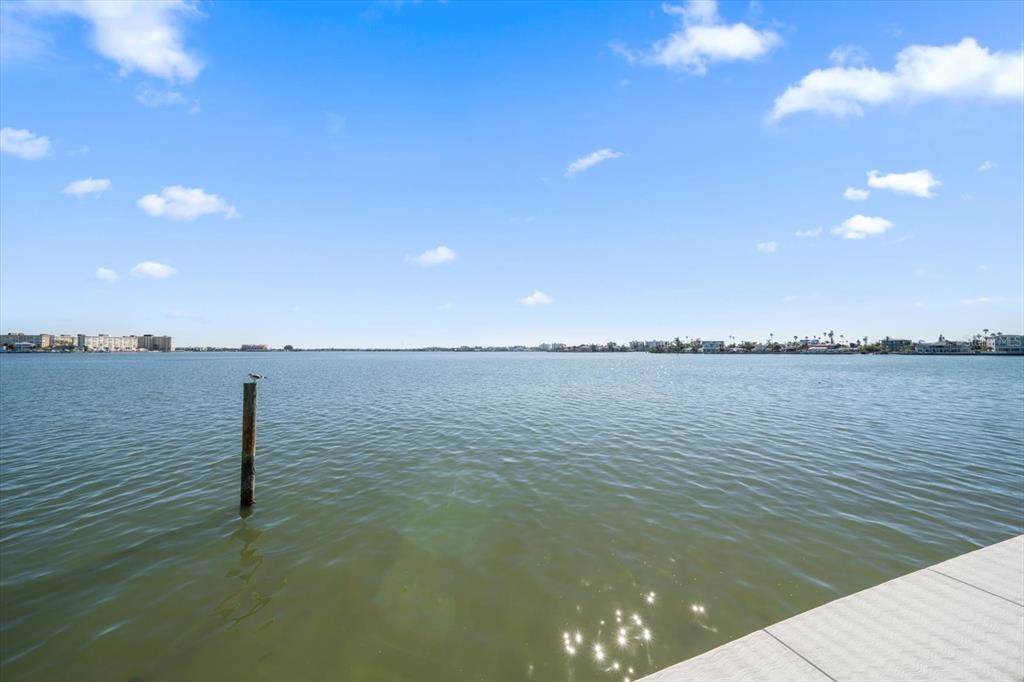 16002 5th Street East Redington Beach, FL 33708 - Photo 20 of 49 Gallery Image 20