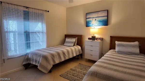 $2,200 | 509 Roma Court, Unit 108, Naples, FL 34110