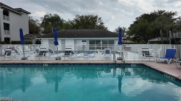 $2,200 | 509 Roma Court, Unit 108, Naples, FL 34110