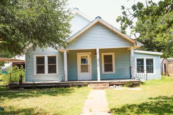 $65,000 | 801 East Walcott Avenue, Comanche, TX 76442