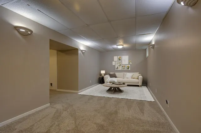 $204,900 | 1730 Flamingo Drive, Eagan, MN 55122