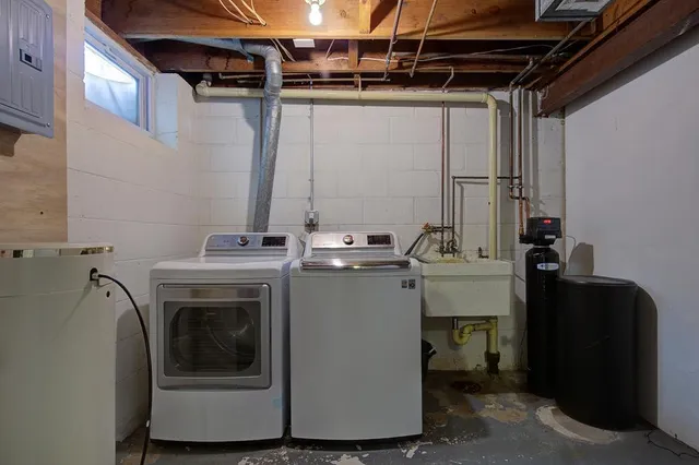 $204,900 | 1730 Flamingo Drive, Eagan, MN 55122