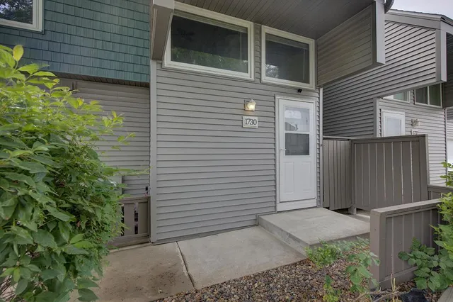 $204,900 | 1730 Flamingo Drive, Eagan, MN 55122