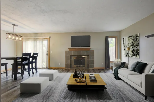 $204,900 | 1730 Flamingo Drive, Eagan, MN 55122