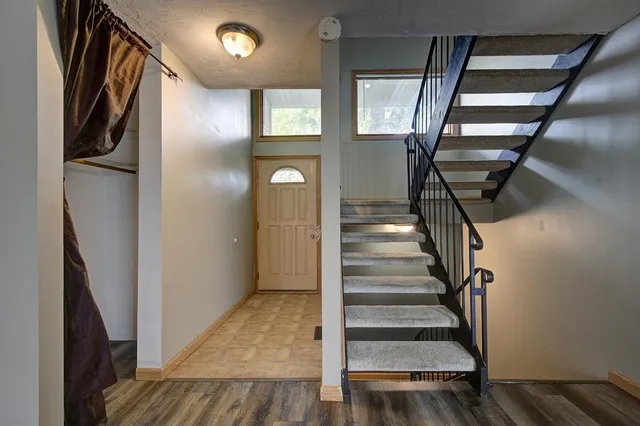 $204,900 | 1730 Flamingo Drive, Eagan, MN 55122