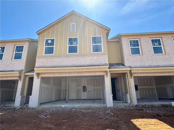 $289,900 | 5499 Allegro Lane, Flowery Branch, GA 30542