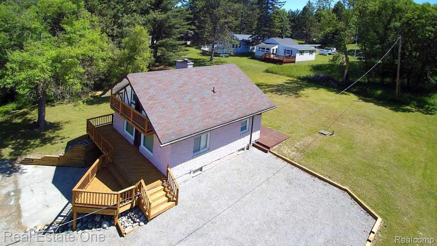 4138 Hawk Road Lincoln, MI 48742 - Photo 8 of 37 3.jpg