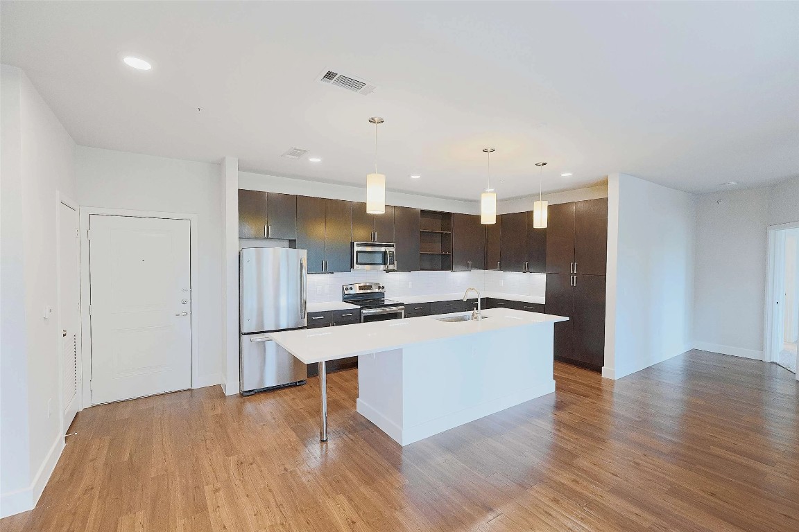 4800 Steiner Ranch Boulevard, Unit 21203 Austin, TX 78732 - Photo 11 of 27 Up to 8 weeks free rent plus reduced deposits!