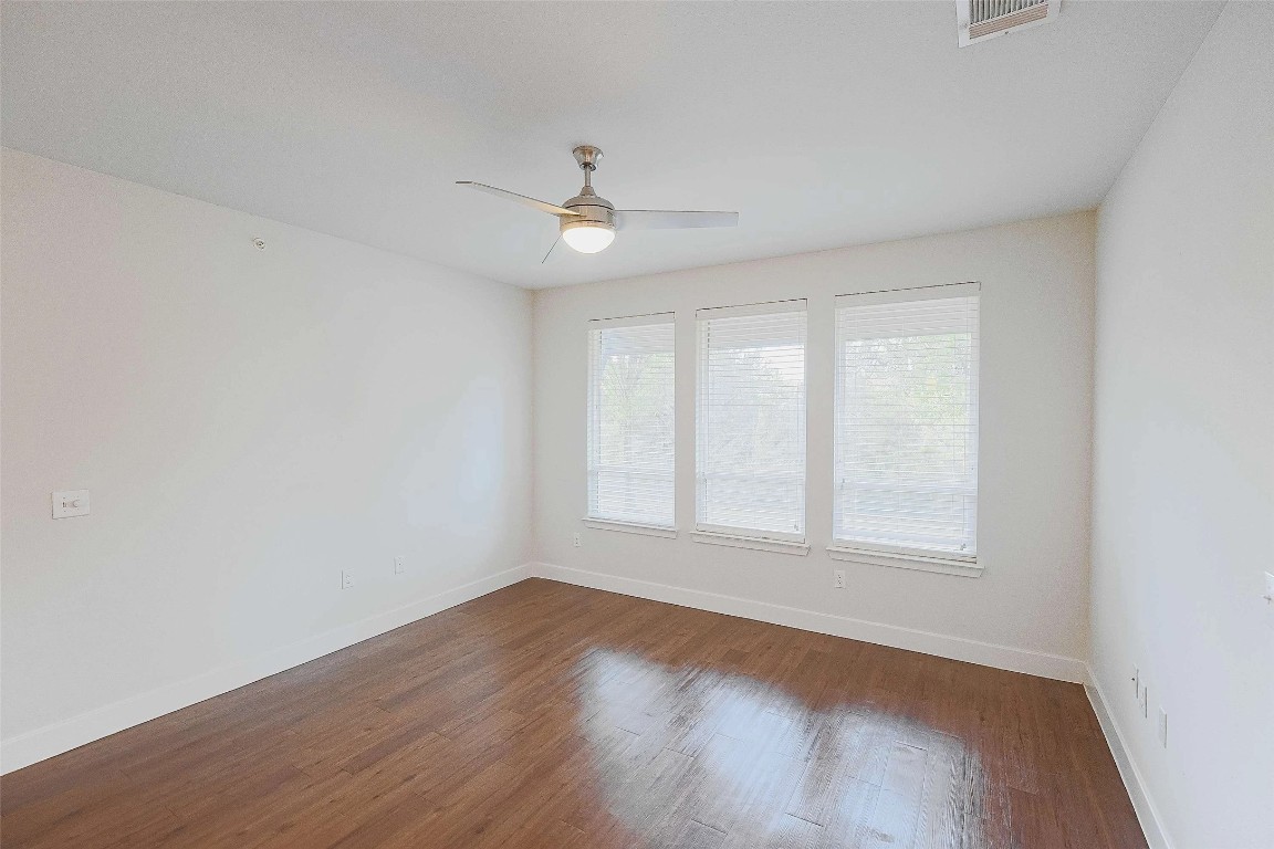 4800 Steiner Ranch Boulevard, Unit 21203 Austin, TX 78732 - Photo 14 of 27 Up to 8 weeks free rent plus reduced deposits!