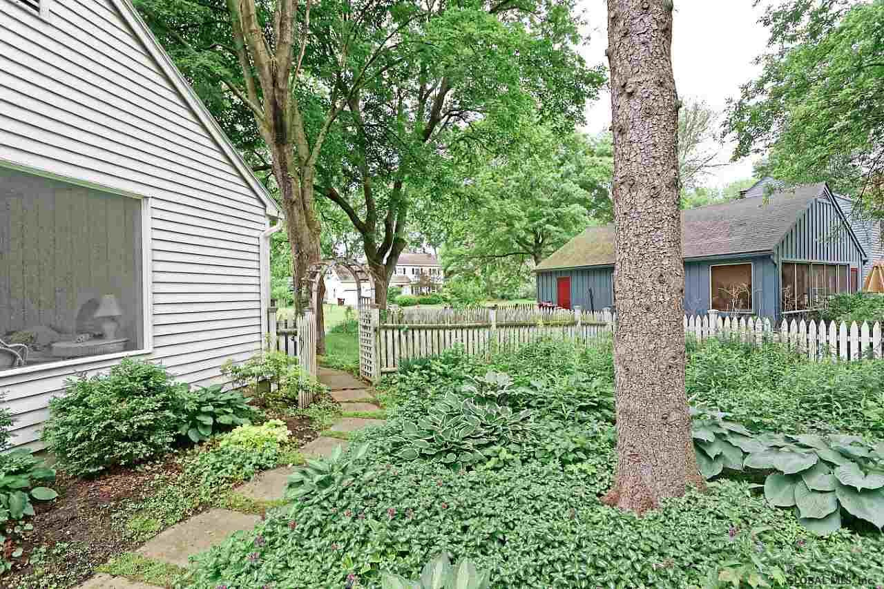 40 West Bayberry Road Bethlehem, NY 12077 - Photo 39 of 45 Photo 39