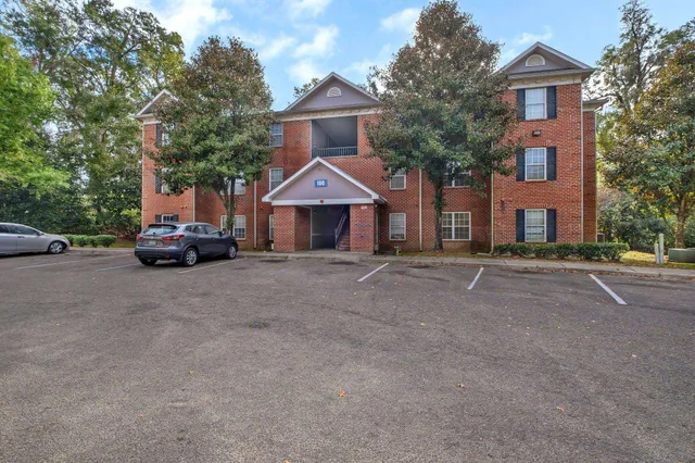$118,000 | 3000 South Adams Street, Unit 111, Tallahassee, FL 32301