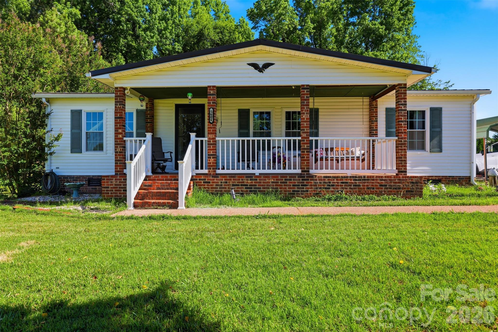 1604 Sugarfarm Road Catawba, NC 28609 - Photo 2 of 43