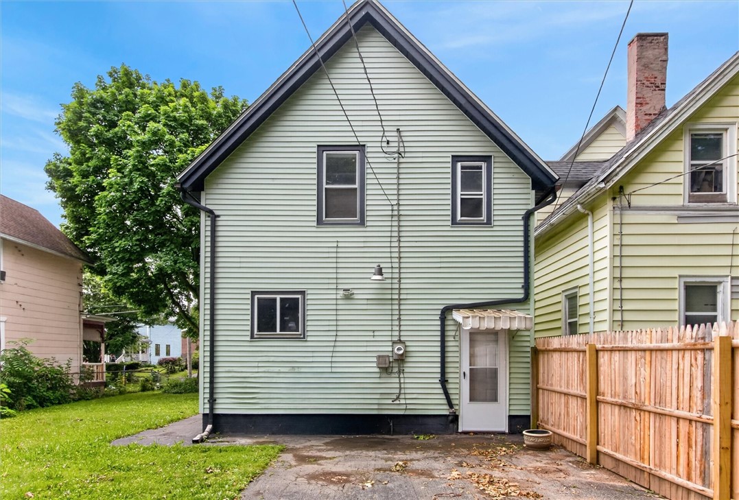 344 Tremont Street Rochester, NY 14608 - Photo 7 of 37