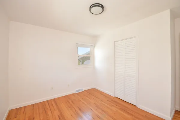 $2,500 | 42 Buttonwood Road, Dartmouth, MA 02748