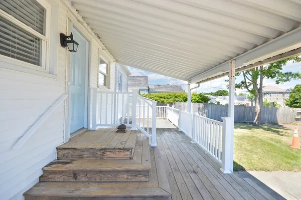 $2,500 | 42 Buttonwood Road, Dartmouth, MA 02748