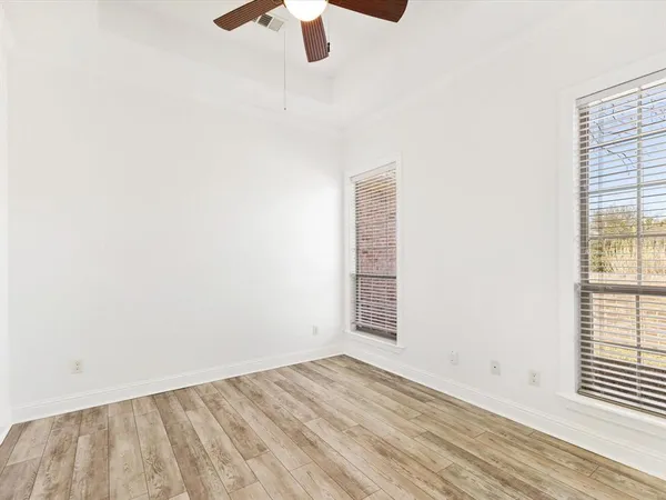 $2,550 | 2018 Kodiak Court, Arlington, TX 76013