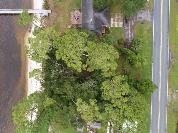 $150,000 | 2250 Highway 98 East, Carrabelle, FL 32322