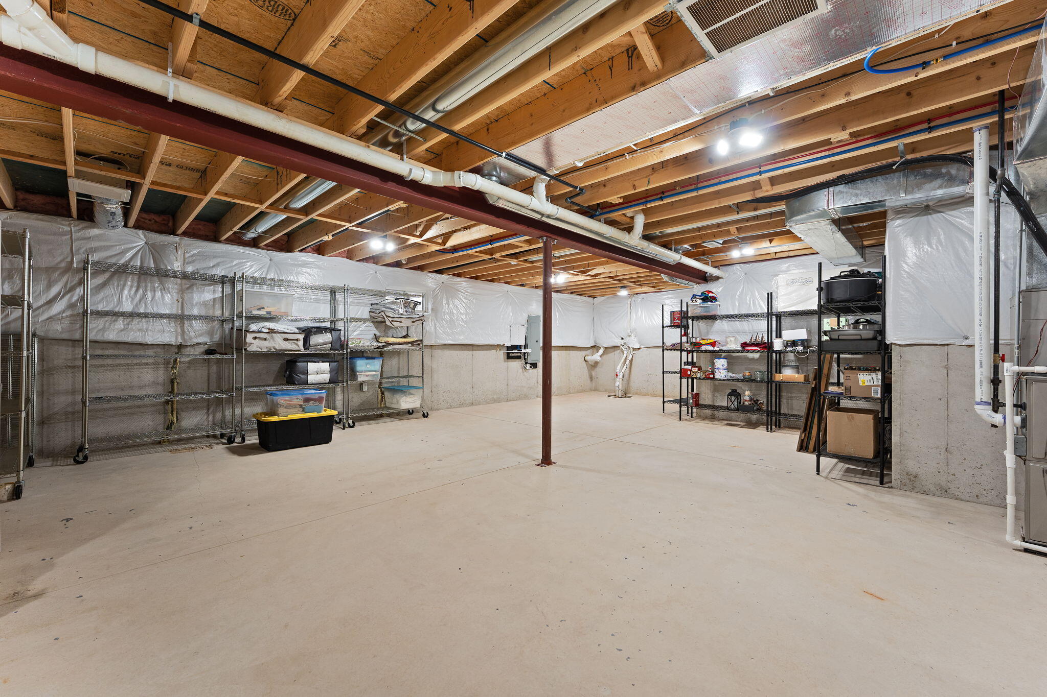 1651 Forest Ridge Drive Valparaiso, IN 46385 - Photo 32 of 36 2048x1365