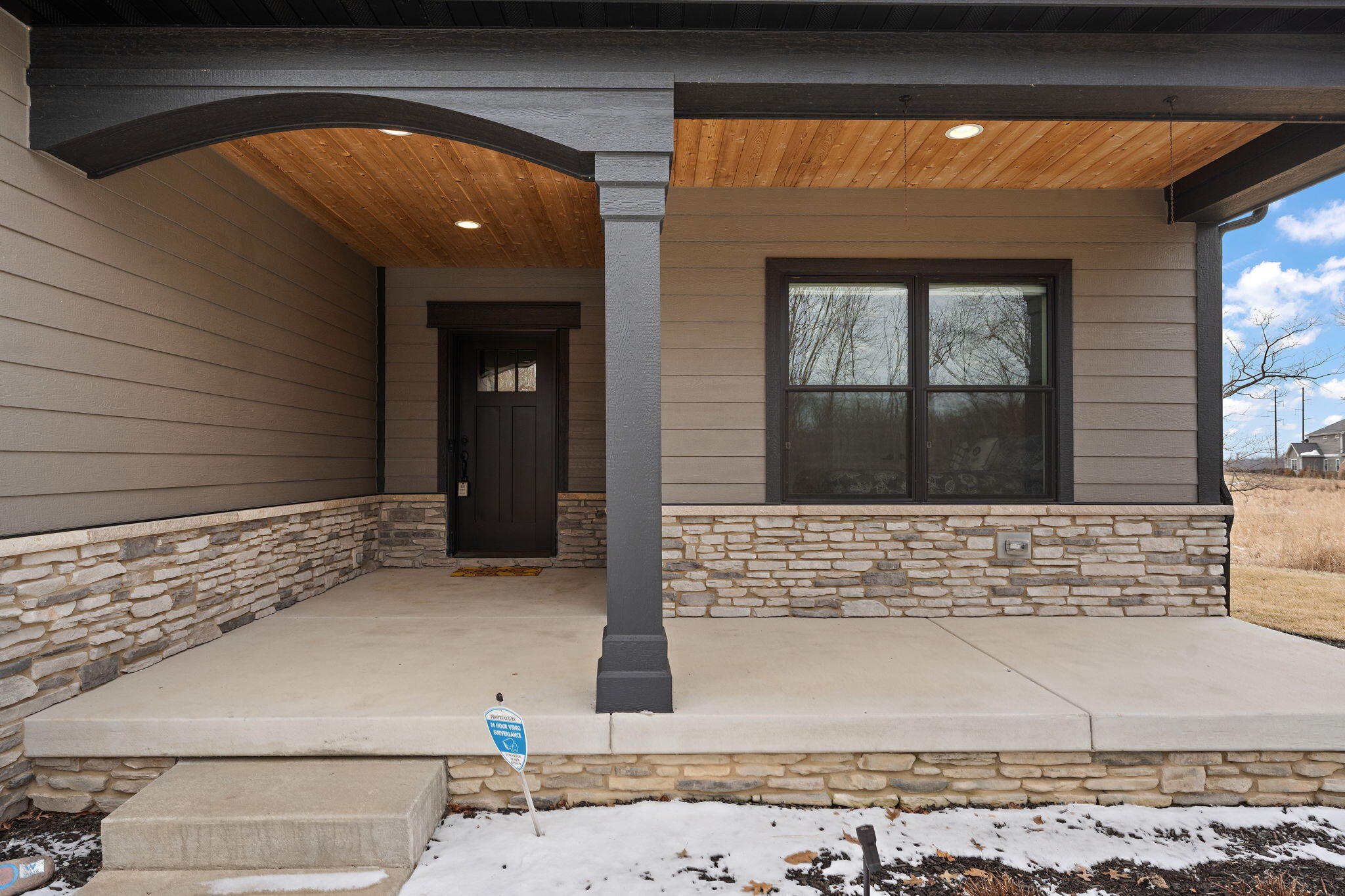 1651 Forest Ridge Drive Valparaiso, IN 46385 - Photo 33 of 36 2048x1365