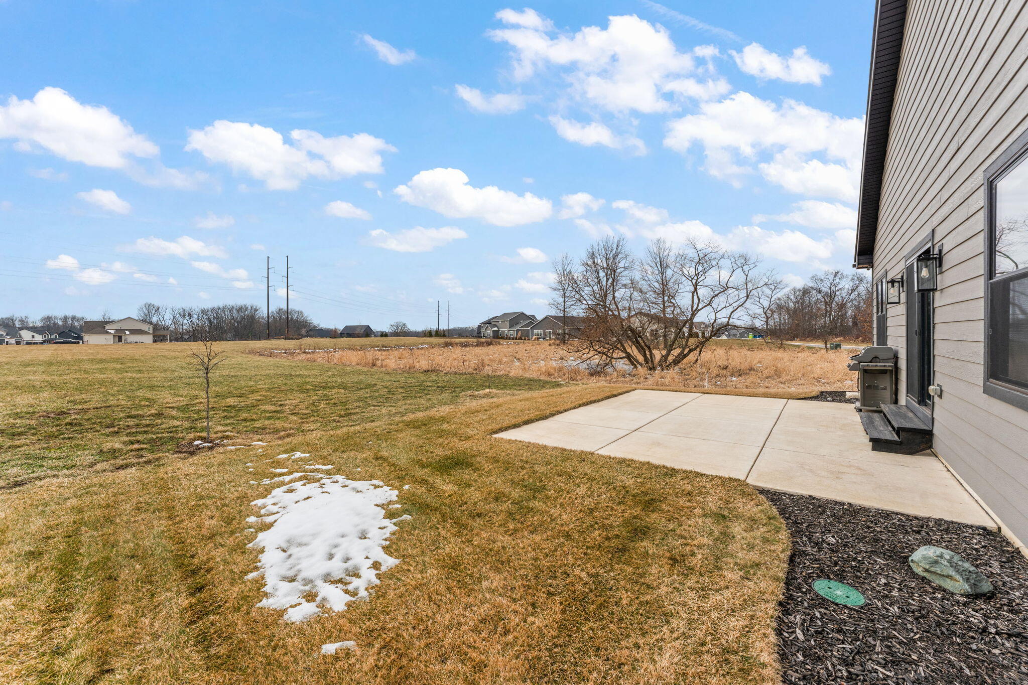 1651 Forest Ridge Drive Valparaiso, IN 46385 - Photo 34 of 36 2048x1365