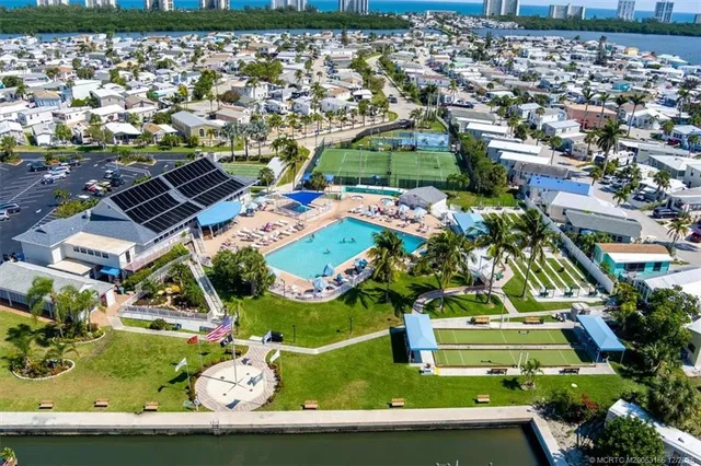 $339,900 | 181 Nettles Boulevard, Jensen Beach, FL 34957