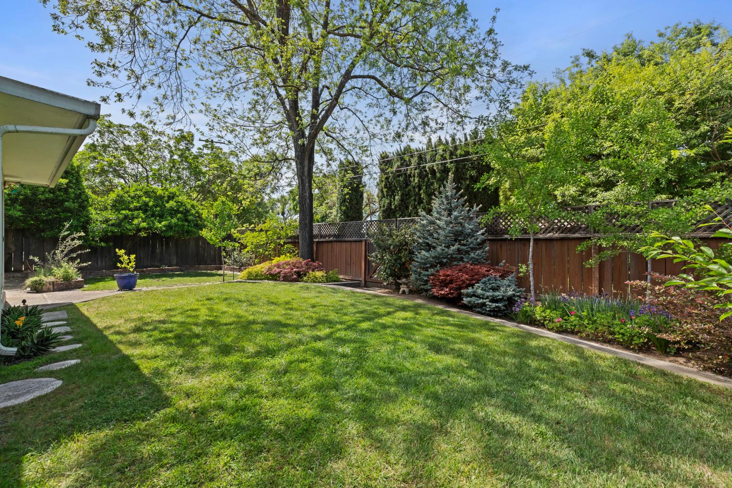 1305 Fulton Street Modesto, CA 95350 - Photo 19 of 31