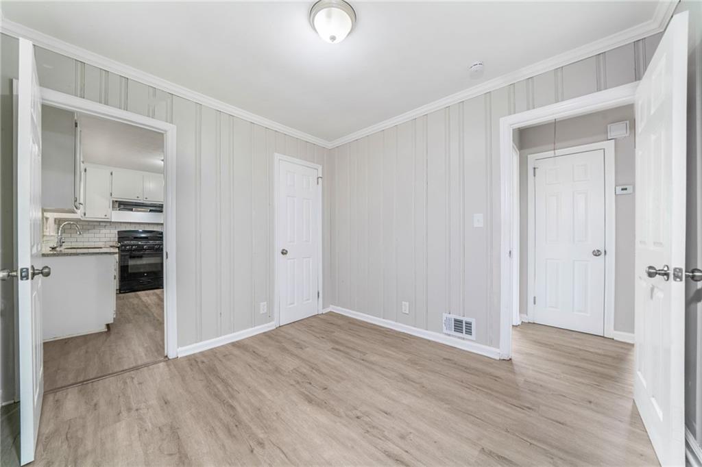 2078 Olive Springs Road Southeast Marietta, GA 30060 - Photo 14 of 28