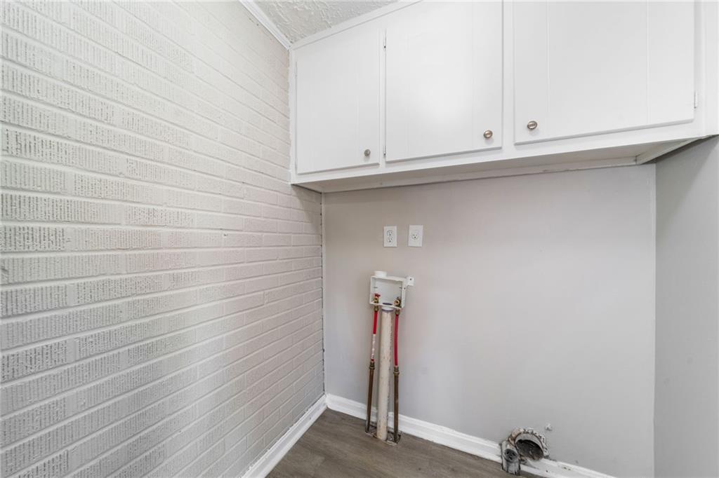 2078 Olive Springs Road Southeast Marietta, GA 30060 - Photo 17 of 28