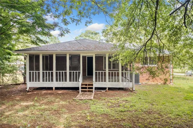 $1,900 | 2078 Olive Springs Road Southeast, Marietta, GA 30060