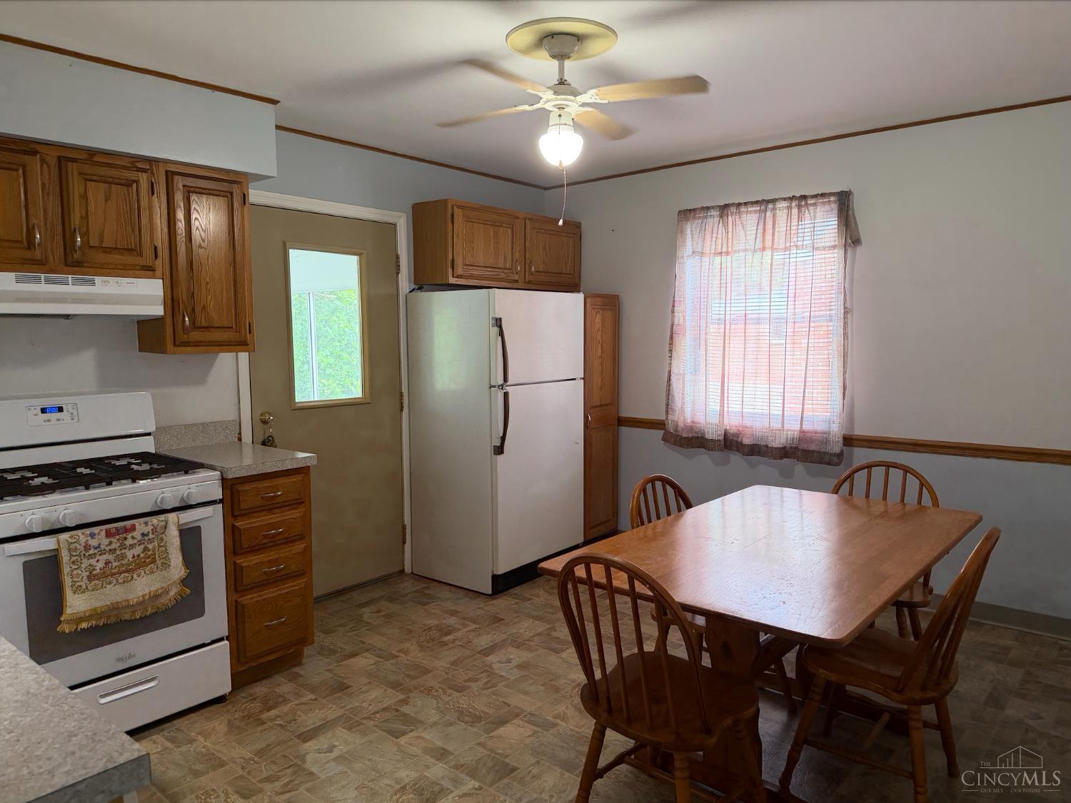 3177 Ebenezer Road Cincinnati, OH 45248 - Photo 6 of 32