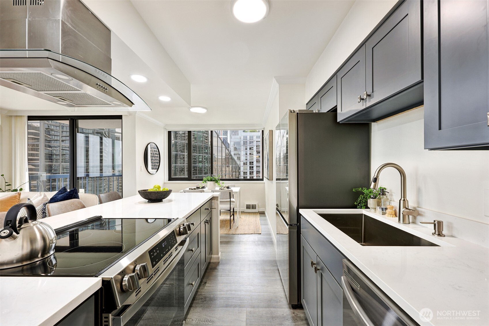 2100 3rd Avenue, Unit 1804 Seattle, WA 98121 - Photo 21 of 34