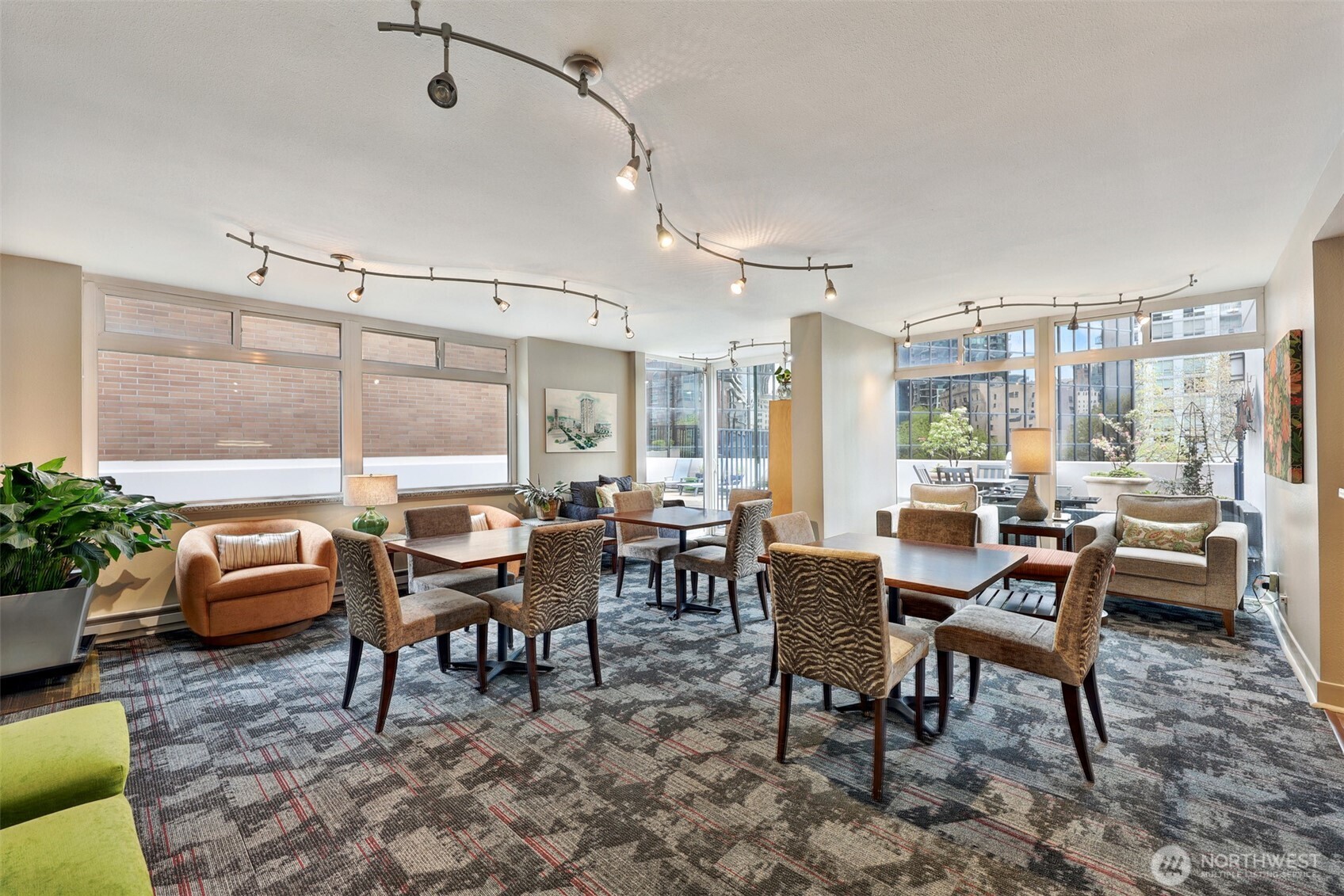 2100 3rd Avenue, Unit 1804 Seattle, WA 98121 - Photo 29 of 34
