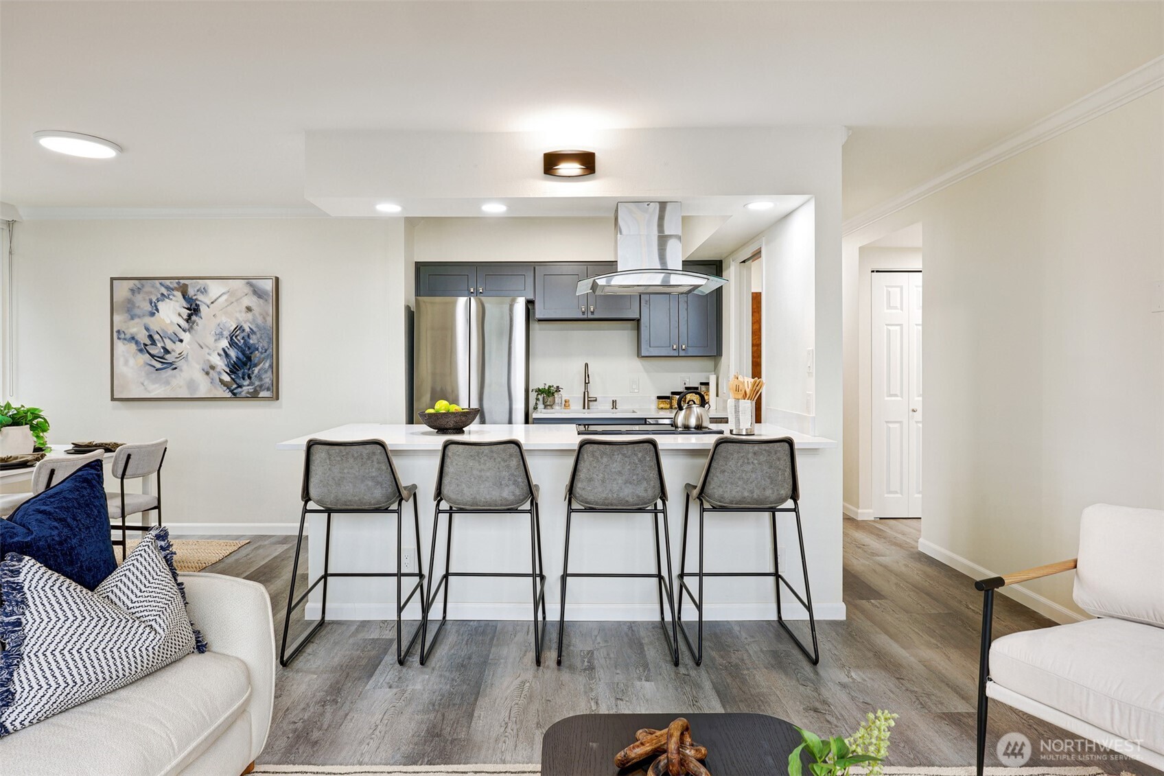 2100 3rd Avenue, Unit 1804 Seattle, WA 98121 - Photo 8 of 34
