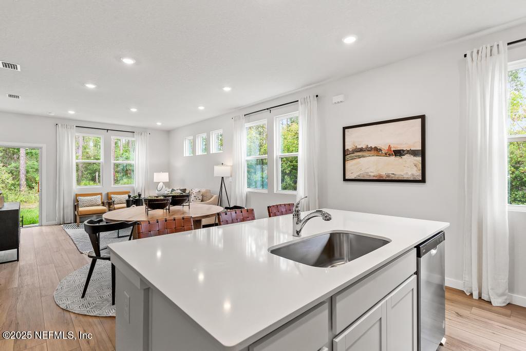 10676 Waterfield Road Jacksonville, FL 32210 - Photo 12 of 39 10629 Waterfield Road-13