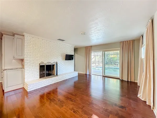 $1,400,000 | 823 Granville Drive, Winter Park, FL 32789