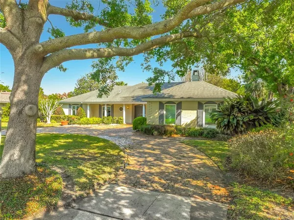 $1,400,000 | 823 Granville Drive, Winter Park, FL 32789