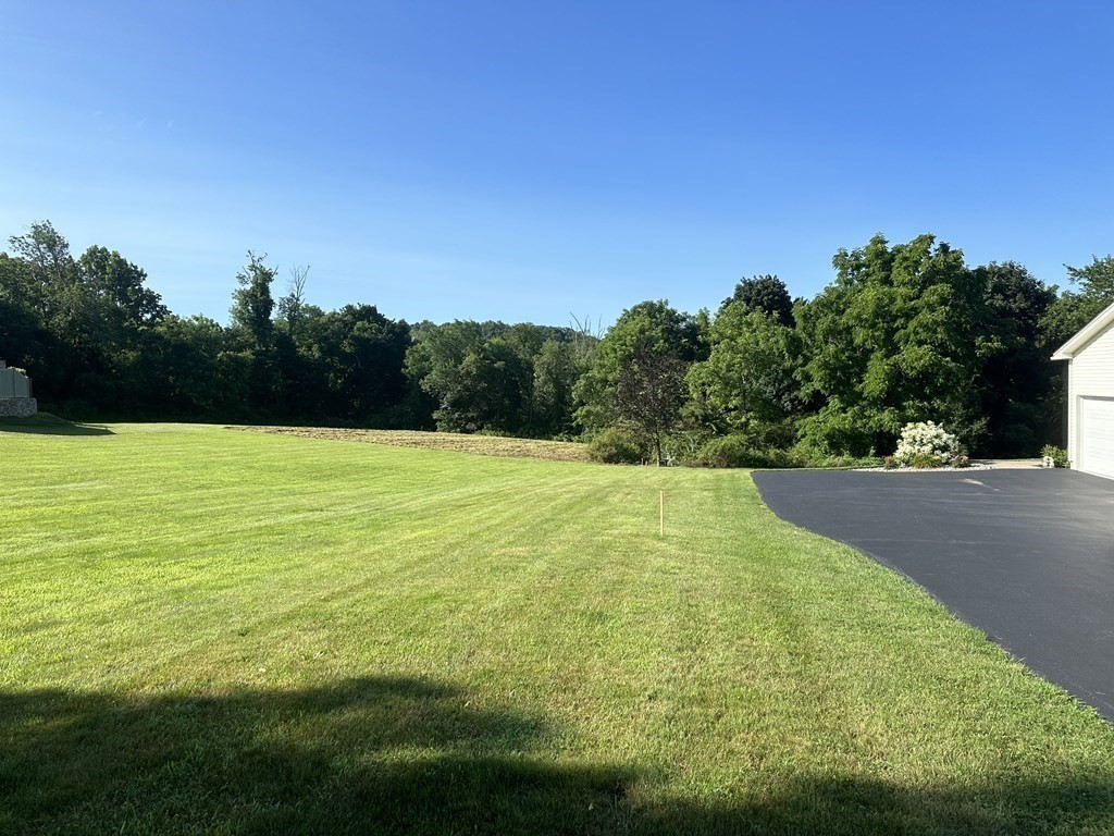 6 Old Upton Road Grafton, MA 01519 - Photo 3 of 23 Gallery Image 3
