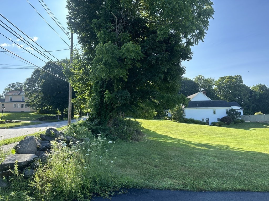 6 Old Upton Road Grafton, MA 01519 - Photo 7 of 23 Gallery Image 7