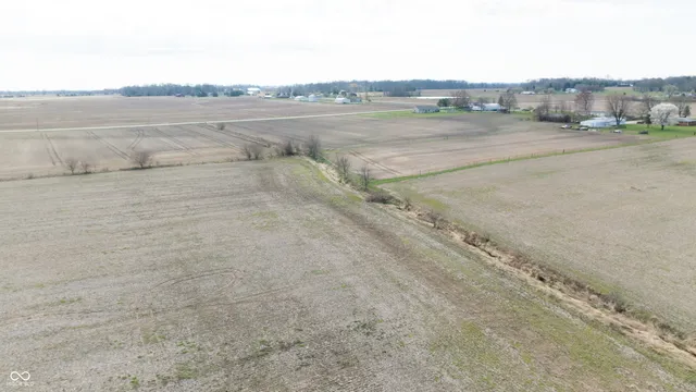 $399,999 | 255 West County Road 900 South, Clayton, IN 46118