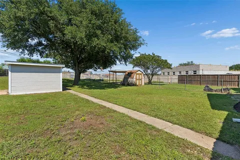 $309,900 | 213 Teakwood Lane, Lewisville, TX 75067