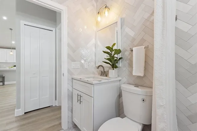 $525,000 | 1209 East Washington Street, Orlando, FL 32801