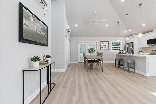 $525,000 | 1209 East Washington Street, Orlando, FL 32801