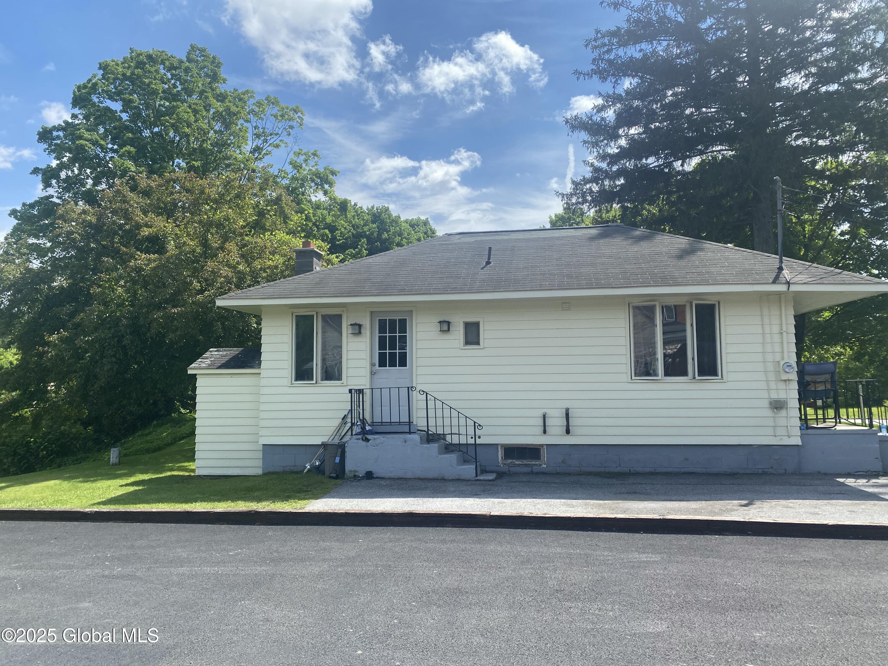 3909 Highway 67 Hoosick, NY 12057 - Photo 41 of 55 IMG_3022